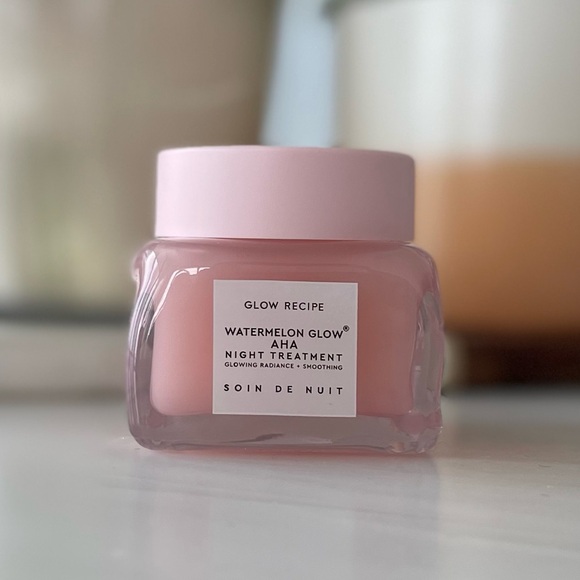 Glow Recipe Watermelon Glow AHA Night Treatment - Picture 1 of 3
